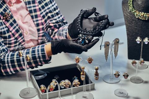 Angara Jewellery and Diamonds Explained: Explore Designs, Diamond Basics, Quality Insights, and Selection Tips
