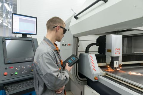 Guide to CMM Machines: Information, Knowledge, Advice, and Precision Inspection Tips